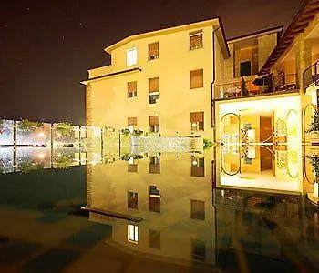 Hotel Garni Rosmari Brenzone sul Garda 2*,