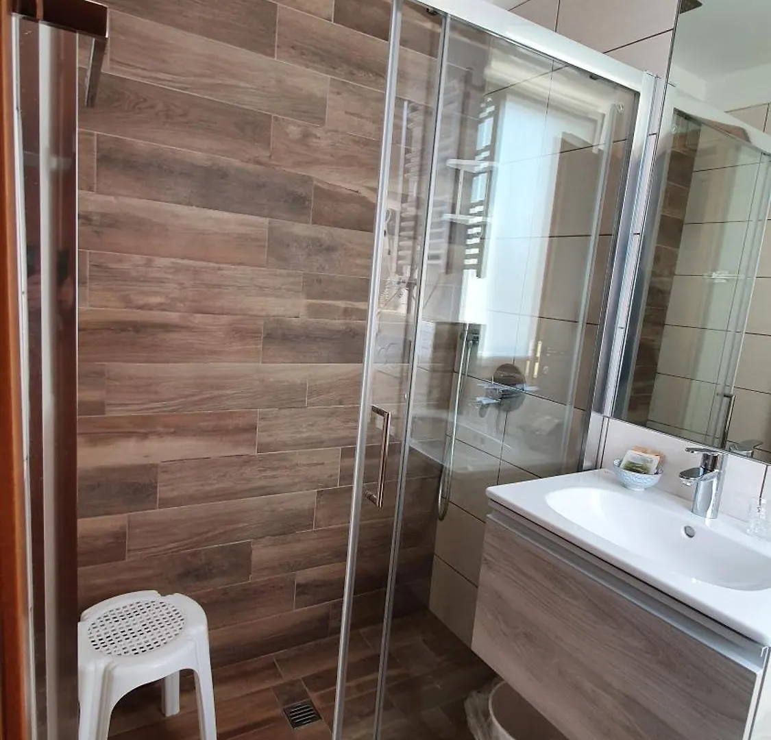 **  Hotel Garni Rosmari Brenzone sul Garda Italy
